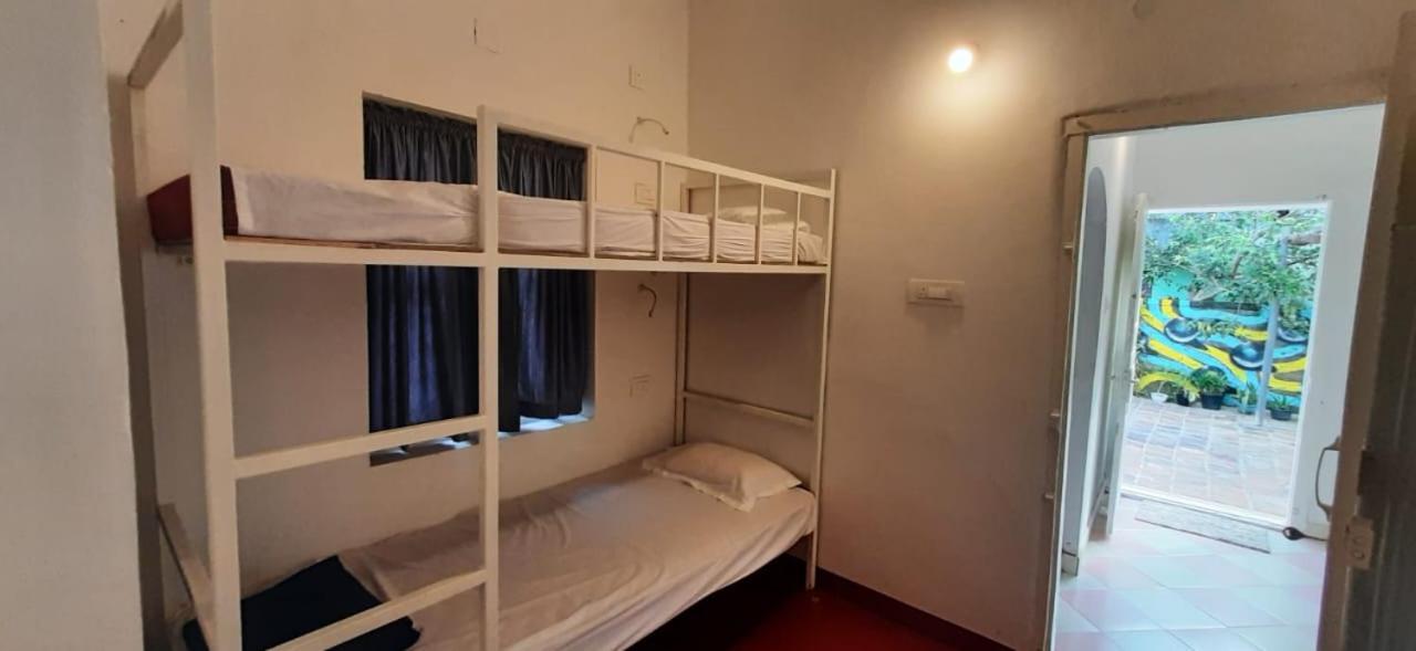 A Loft Hostel Alappuzha Exterior photo