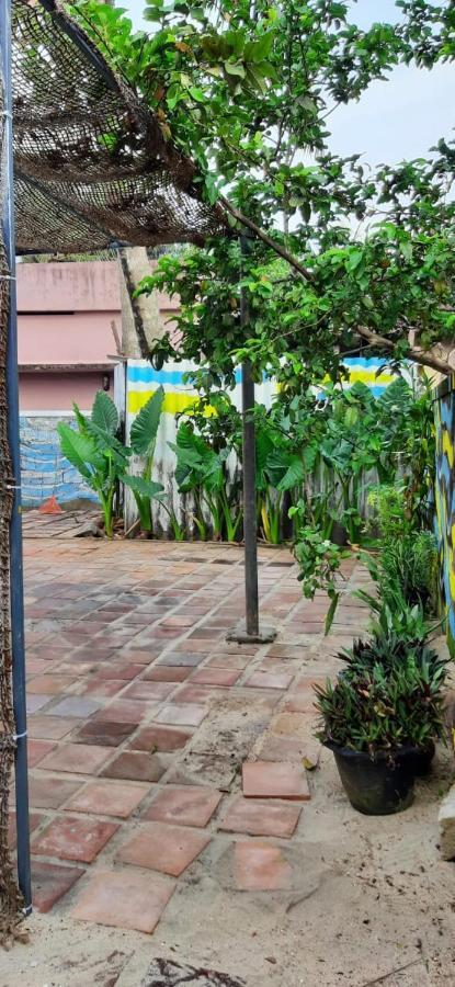 A Loft Hostel Alappuzha Exterior photo